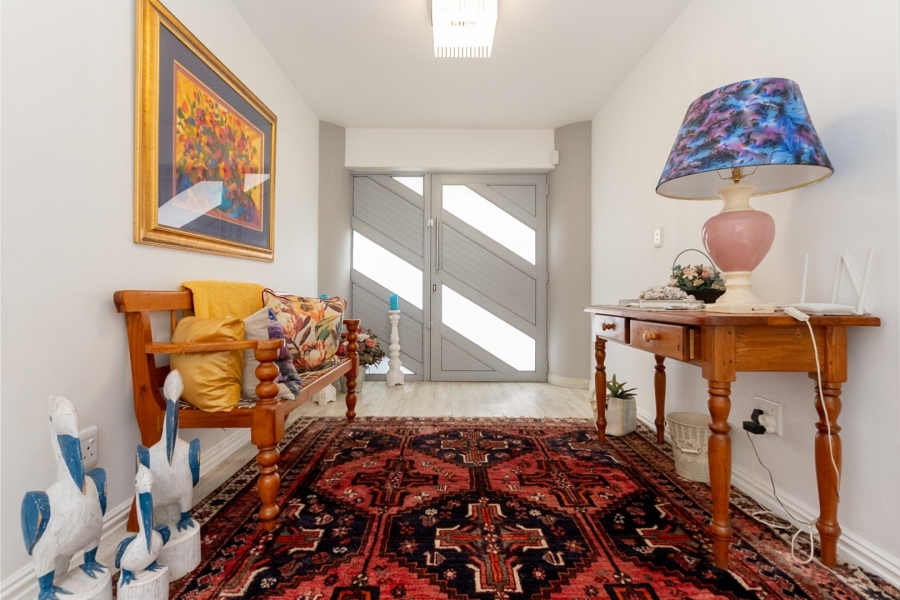 4 Bedroom Property for Sale in Paradise Beach Western Cape